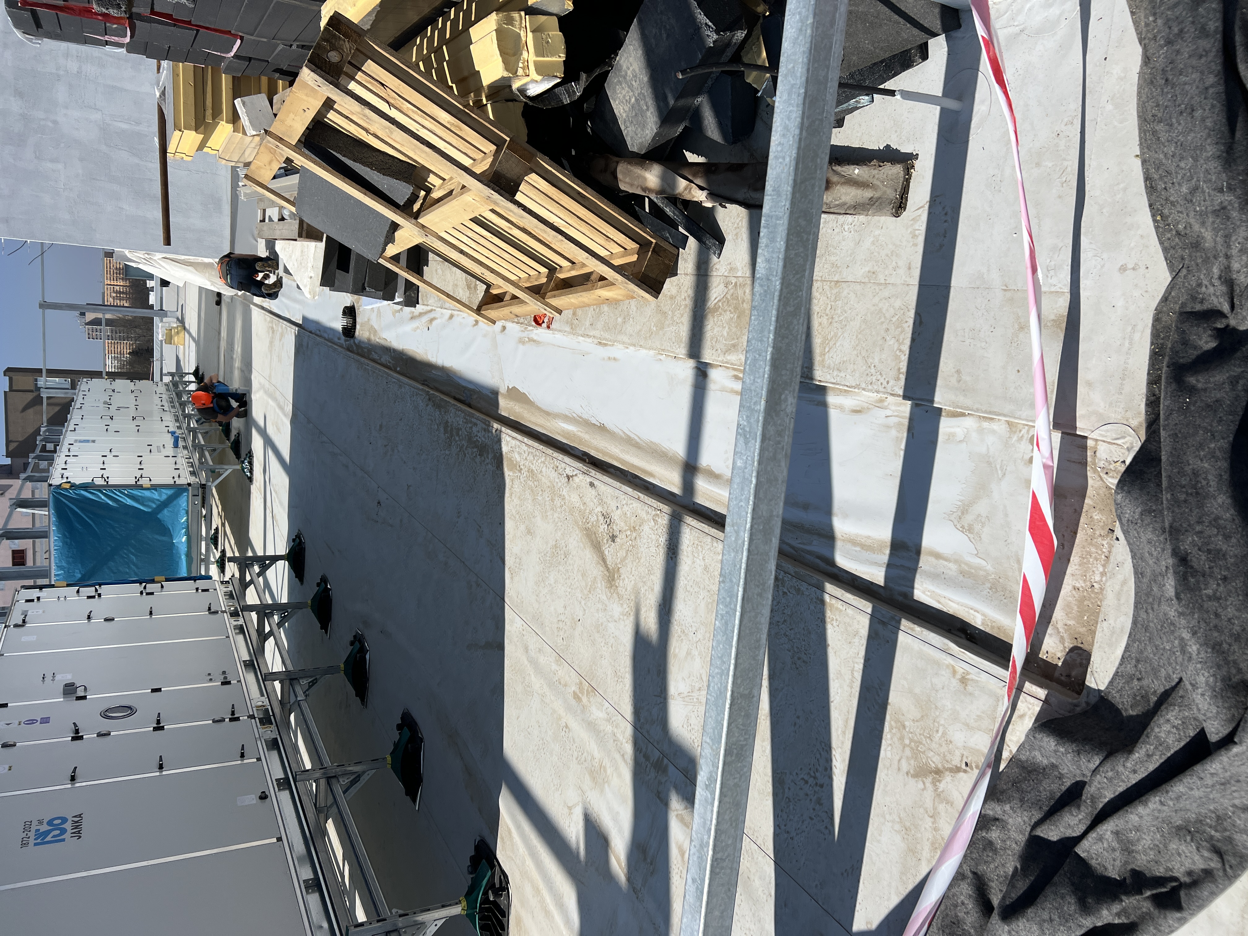 Scaffolding and construction equipment on the waterproofing membrane